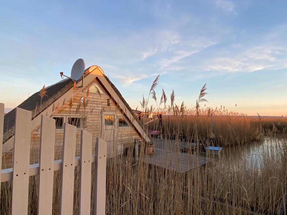 Pfahlbau Neusiedlersee - Waterfront - Erste Reihe Rust Eksteriør billede